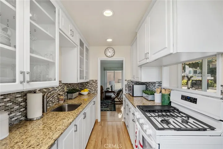 1550 Silver Street, Hermosa Beach, California 90254