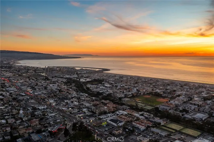 1550 Silver Street, Hermosa Beach, California 90254