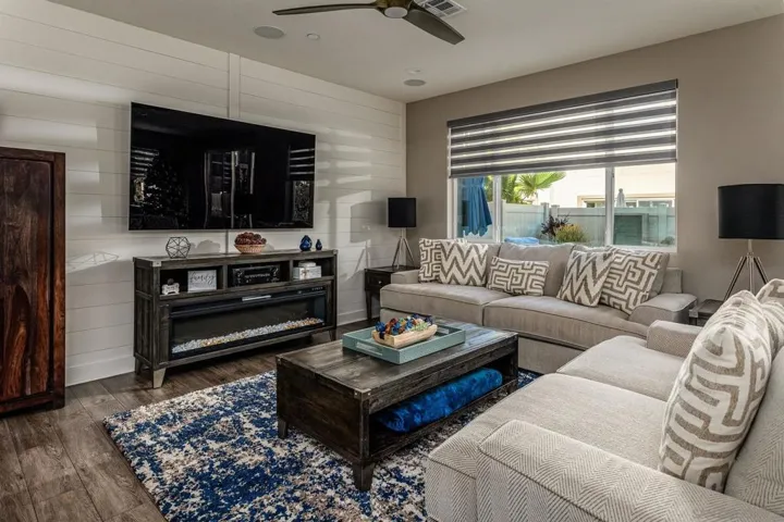 3252 Crecida Way, Carlsbad, California 92010