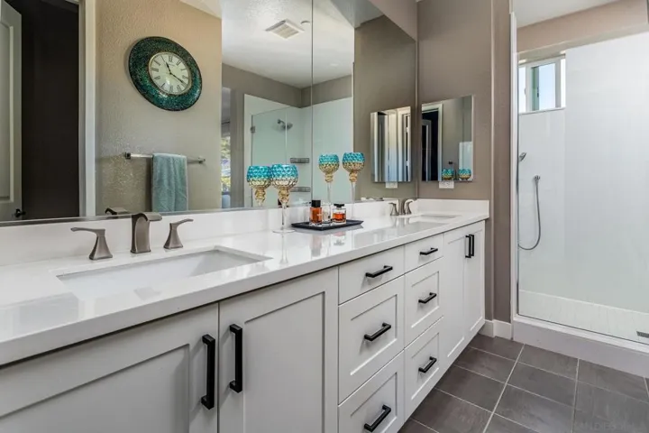 3252 Crecida Way, Carlsbad, California 92010