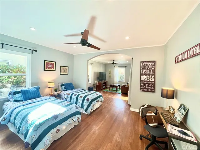 4415 Lime Avenue, Long Beach, California 90807