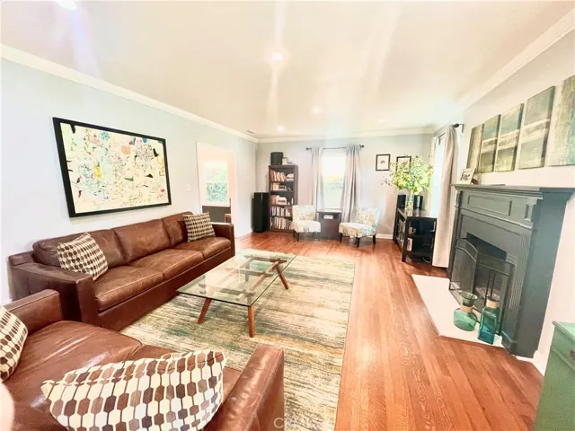 4415 Lime Avenue, Long Beach, California 90807
