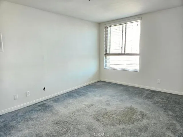 5143 Bakman Avenue 318, North Hollywood, California 91601