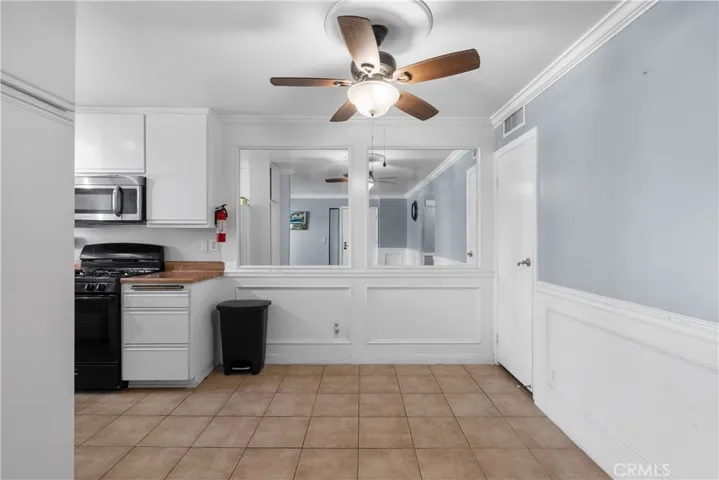 18120 Sundowner Way 1119, Canyon Country, California 91387