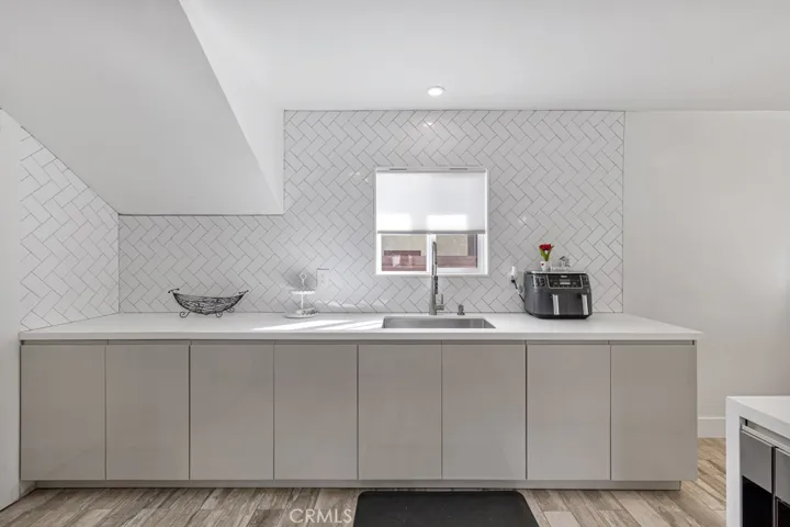 9524 Muller Street, Downey, California 90241
