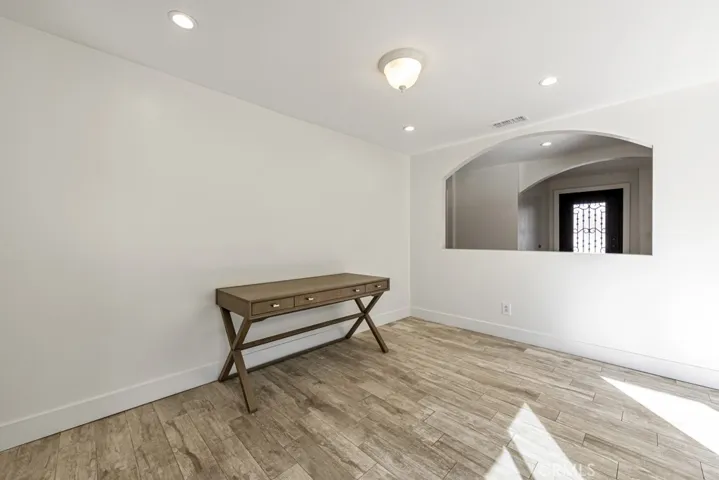 9524 Muller Street, Downey, California 90241