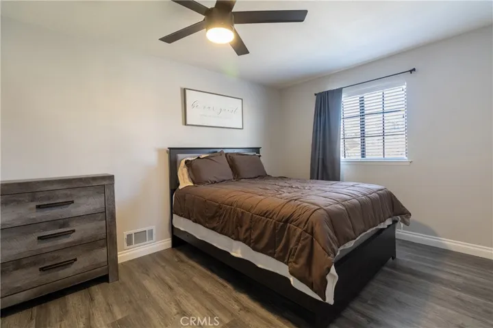 Upstairs Bedroom #2
