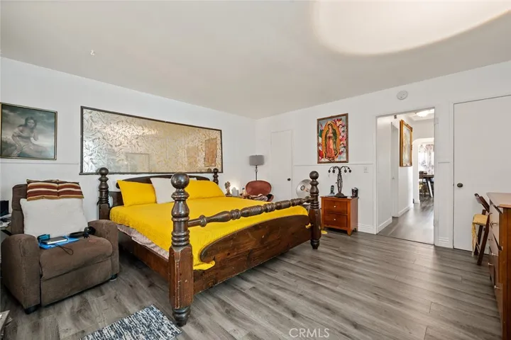 2295 Couts Avenue, Commerce, California 90040
