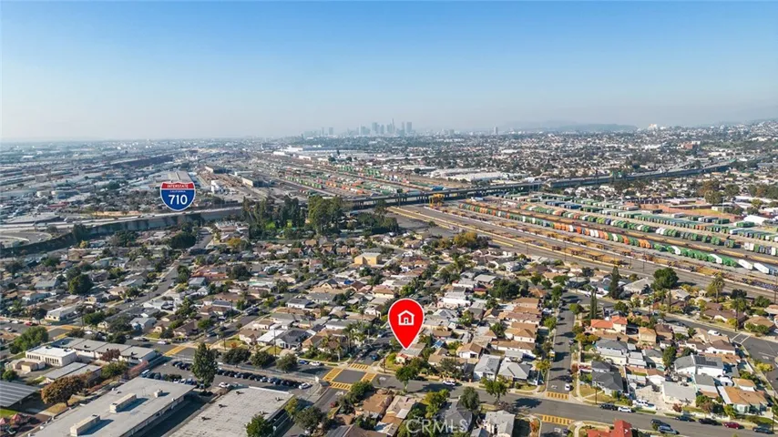 2295 Couts Avenue, Commerce, California 90040