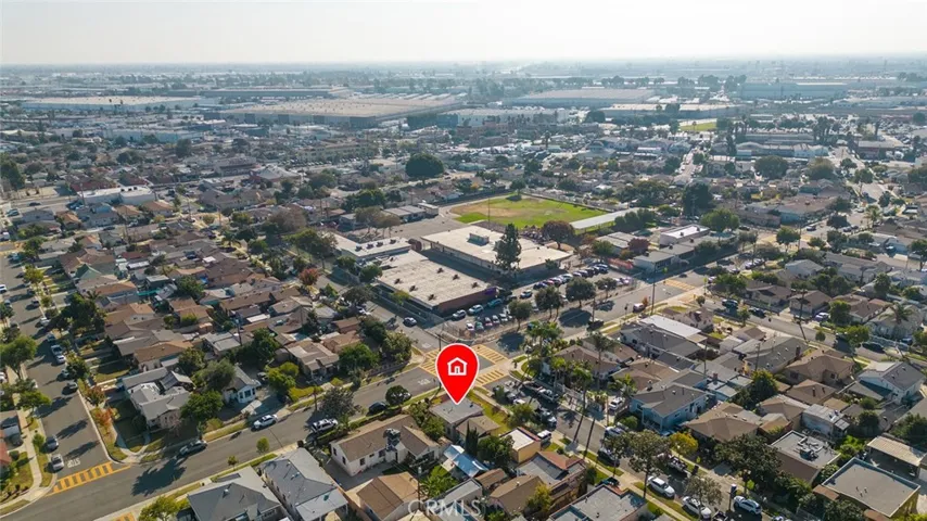 2295 Couts Avenue, Commerce, California 90040