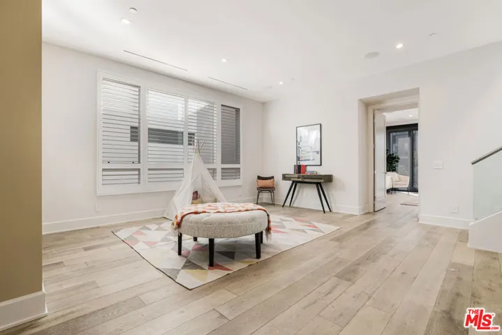 5916 Village Drive, Los Angeles, California 90094