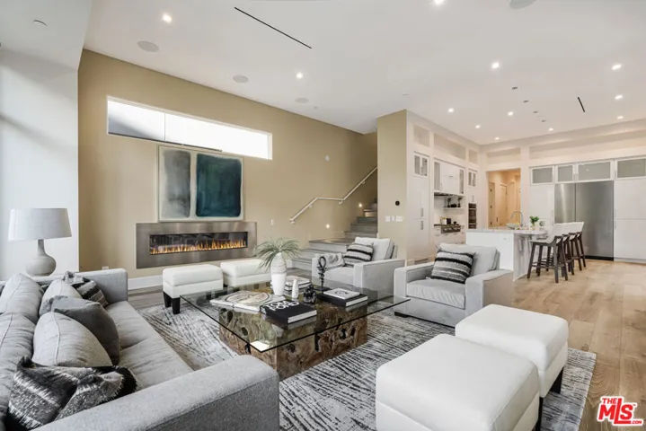 5916 Village Drive, Los Angeles, California 90094