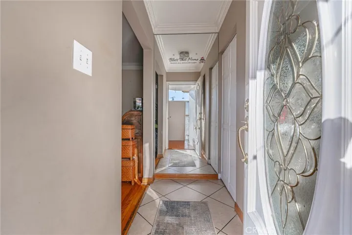 ENTRY FOYER