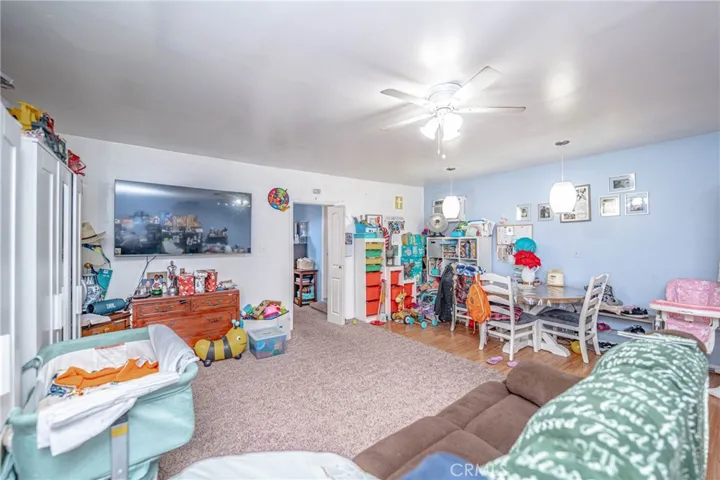 extra living room open floor plan