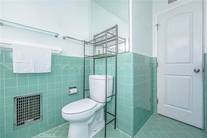 Bathroom #2