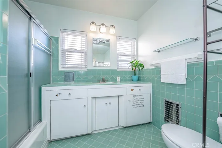 Bathroom #2 with Shower/Tub