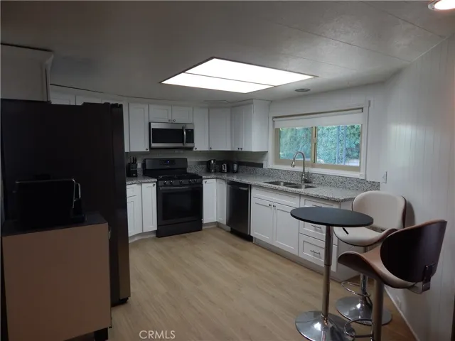 4040 Piedmont Drive Unit 158, Highland, California 92346