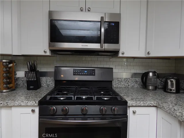 4040 Piedmont Drive Unit 158, Highland, California 92346