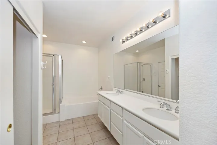 Main floor Primary Bathroom