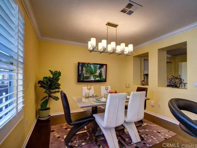 40 El Cajon 39, Irvine, California 92602