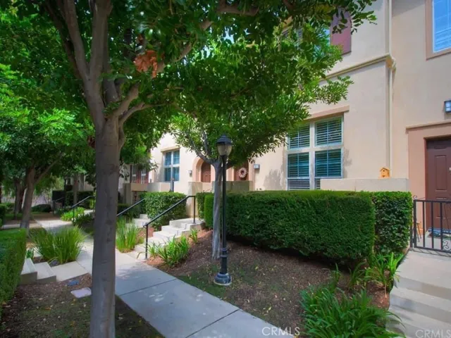 40 El Cajon 39, Irvine, California 92602