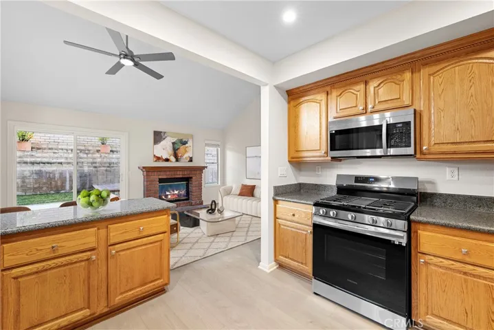 6059 Via Toledo, La Verne, California 91750