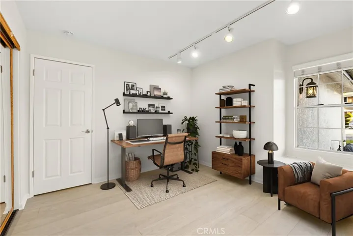 6059 Via Toledo, La Verne, California 91750