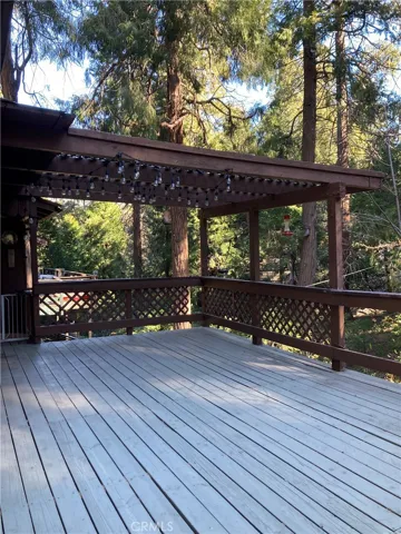 24782 Faulhorn, Crestline, California 92325