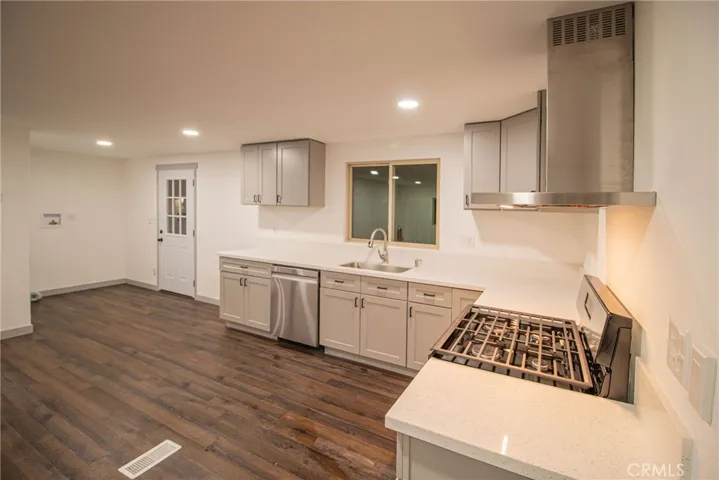 2330 E Avenue J8 132, Lancaster, California 93535