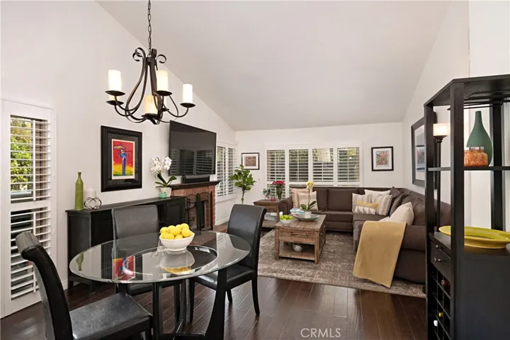644 Campo Verde Court, Oak Park, California 91377