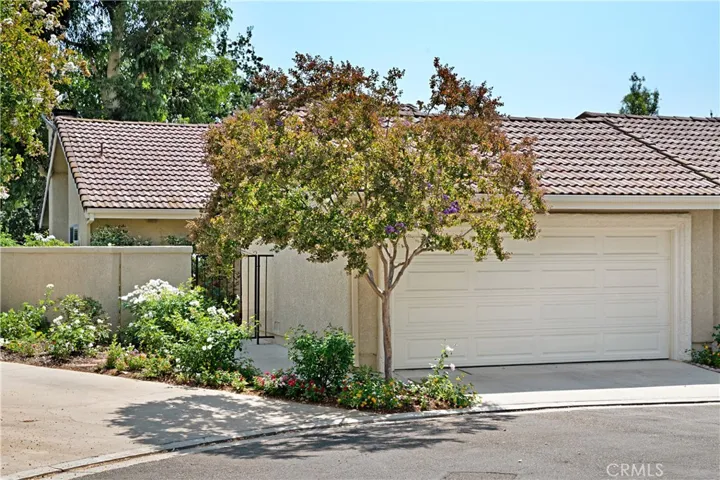 644 Campo Verde Court, Oak Park, California 91377