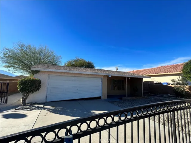 13695 Nahum Drive, Desert Hot Springs, California 92240