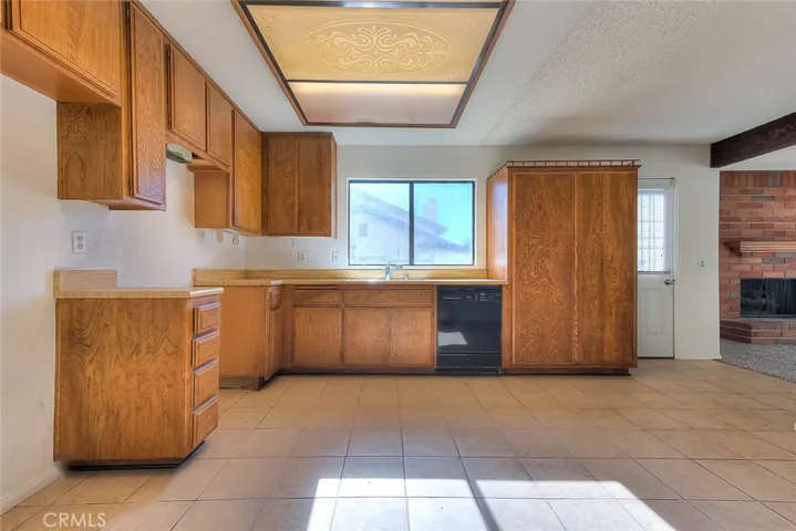 613 Woodland Court, Duarte, California 91010