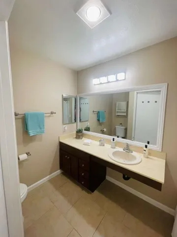 930 Via Mil Cumbres 115, Solana Beach, California 92075