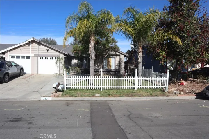 312 Redbud Place, Perris, California 92570
