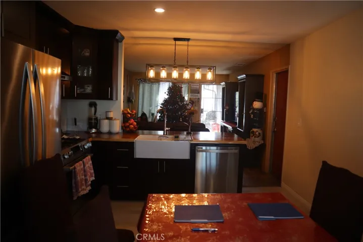 312 Redbud Place, Perris, California 92570