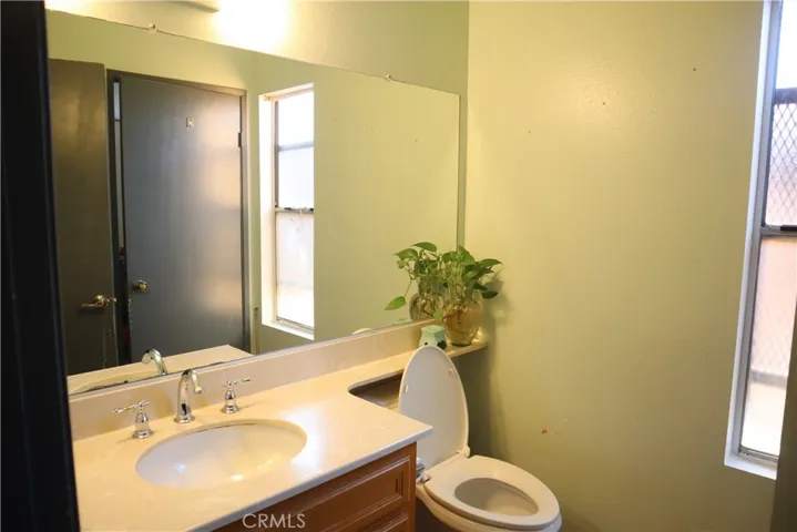 312 Redbud Place, Perris, California 92570