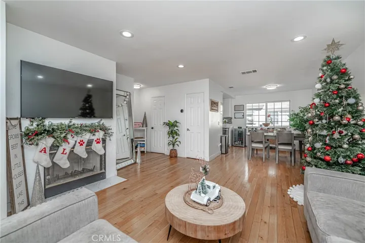 8302 Somerset Ranch Road D, Paramount, California 90723