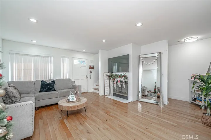 8302 Somerset Ranch Road D, Paramount, California 90723
