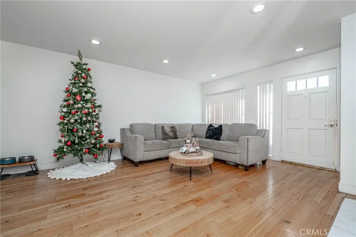 8302 Somerset Ranch Road D, Paramount, California 90723
