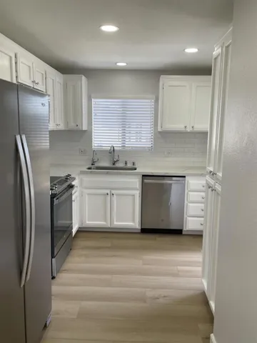 6027 Cirrus, San Diego, California 92110