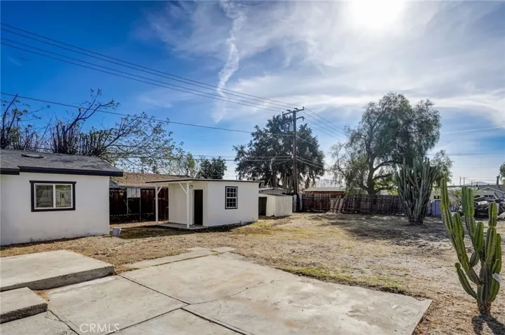 15025 Orchid Street, Fontana, California 92335