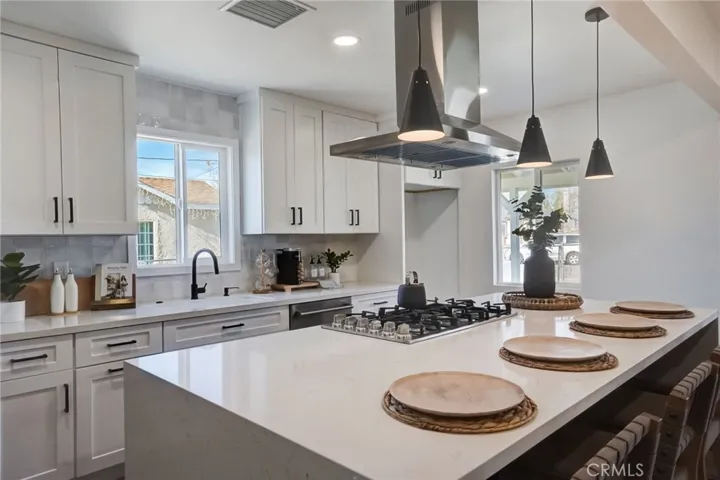 15025 Orchid Street, Fontana, California 92335