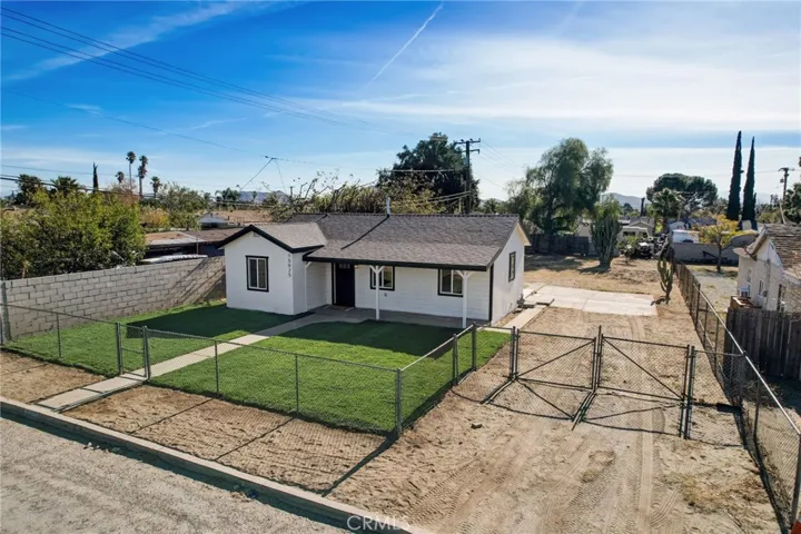 15025 Orchid Street, Fontana, California 92335
