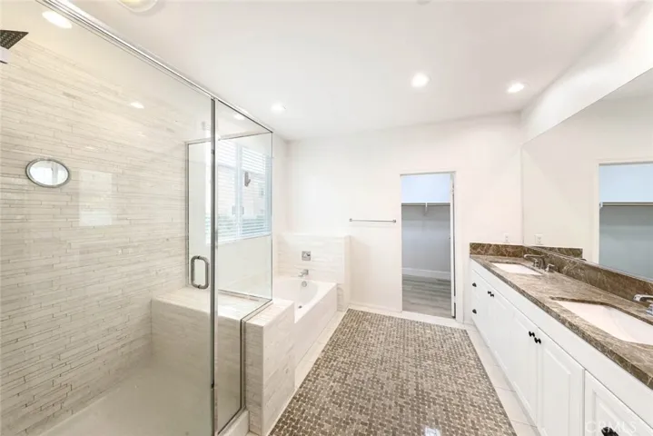 Owner's Bath