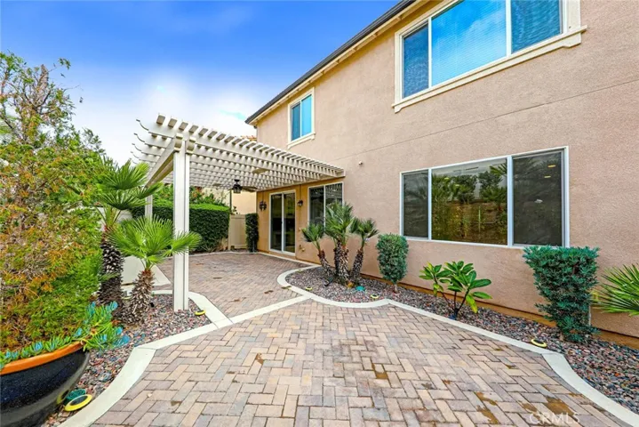 2824 Villa Catalonia Court, Corona, California 92881