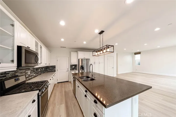 2824 Villa Catalonia Court, Corona, California 92881
