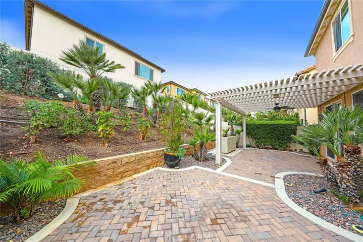 2824 Villa Catalonia Court, Corona, California 92881