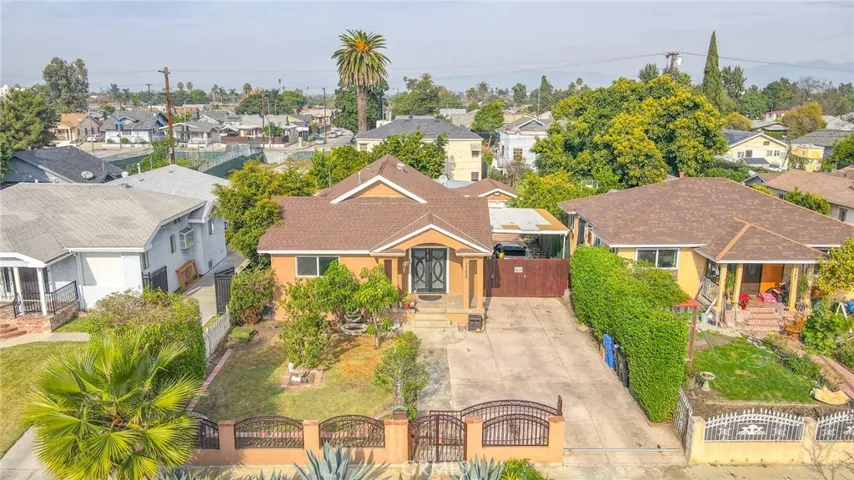 1153 W 73rd Street, Los Angeles, California 90044