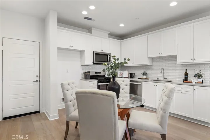 4071 E Peony Paseo, Ontario, California 91761